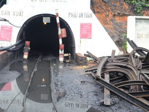 3 cán bộ ngành than được xác định chết ngạt trong hầm lò.