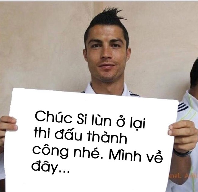 Trước khi lên đường về nước, Ronaldo chúc Messi ở lại thi đấu thành công.