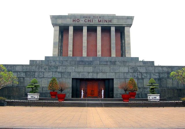 Lăng Chủ tịch Hồ Chí Minh là nơi an nghỉ vĩnh hằng của người lãnh tụ vĩ đại của dân tộc Việt Nam.