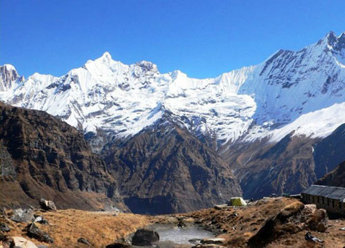 Annapurna (Nepal)Đây là đỉnh núi cao thứ 10 trên thế giới với độ cao tới 8.091 m. Kể từ năm 1950, có 157 nhà leo núi tìm cách chinh phục đỉnh núi nhưng 60 người đã phải thiệt mạng khi thực hiện lý tưởng đó.