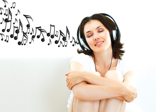 Là thuốc giảm đau hiệu quả. Âm nhạc có thể khiến chúng ta đương đầu với cơn đau một cách dễ dàng hơn. Nghe nhạc có thể làm giảm đến 21% cơn đau mạn tính gây ra bởi rất nhiều bệnh, bao gồm viêm khớp, các vấn đề về đĩa đệm và viêm khớp dạng thấp và làm giảm mức độ trầm cảm đến 25%.