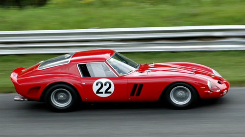 Xe thể thao Ferrari 250 GTO 1962 này có giá 35 triệu USD. Gần đây  Ferrari 250 GTO1962 đã trở thành chiếc xe thể thao đắt nhất trong lịch sử và được bán tại Anh cho một nhà sưu tập giấu tên.