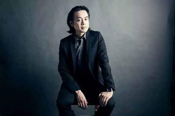 Nhạc sĩ Dương Khắc Linh lịch lãm như quý ông trong một bộ ảnh mới.