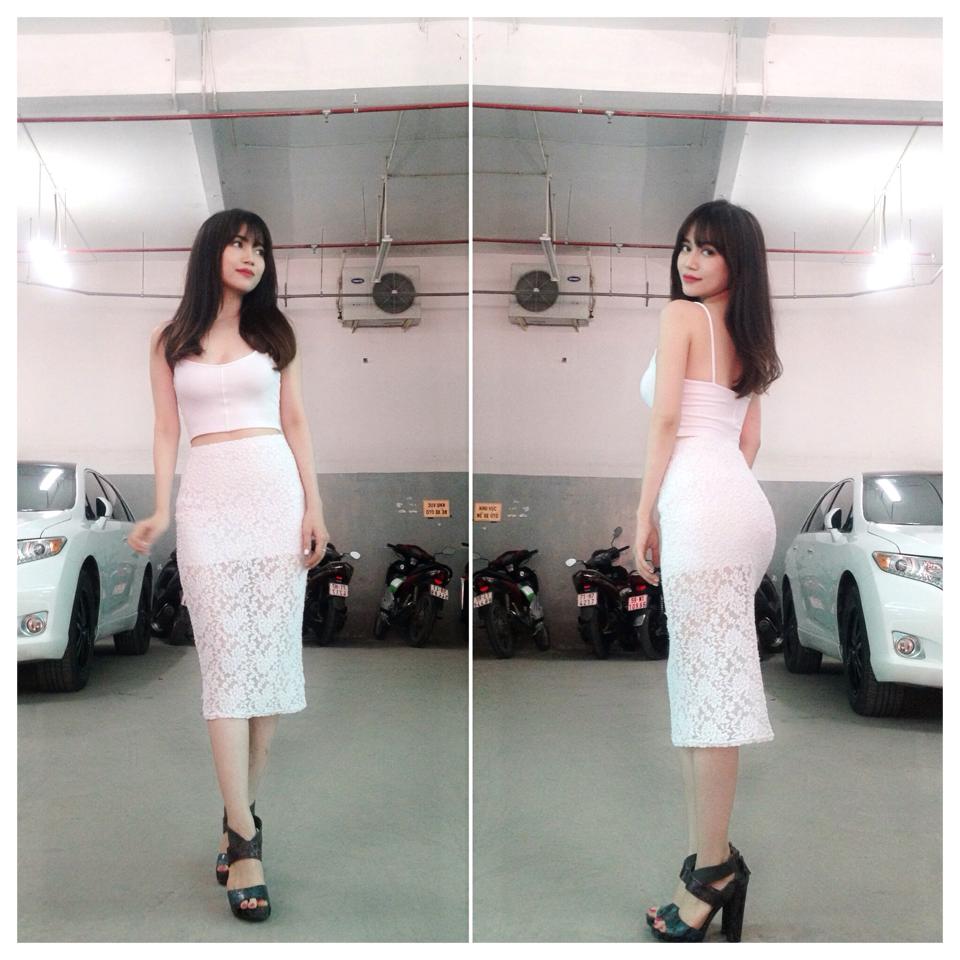 Diễn viên "Căn hộ số 69" Sỹ Thanh gợi cảm với váy trắng.