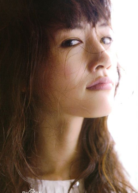 Diễn viên Ayase Haruka cũng được đánh giá có làn môi đẹp.