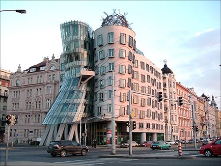 Tòa nhà nhảy múa ở Prague, Cộng hòa Czech.
