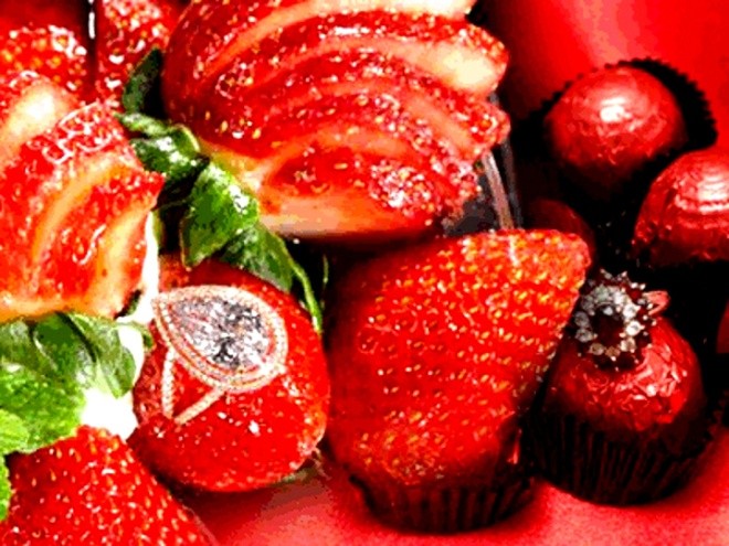 Strawberries Arnaud - Arnaud’s, New Orleans, Mỹ (1,4 triệu USD). Bên cạnh sự kết hợp nguyên kiệu độc đáo, món này còn đi kèm với viên kim cương 5 carat từng thuộc sở hữu của nhà tài chính người Anh Ernest Cassel.