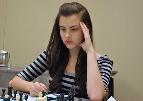 Alexandra Botez là một trong những vận động viên cờ vua xuất sắc nhất của đất nước này.
