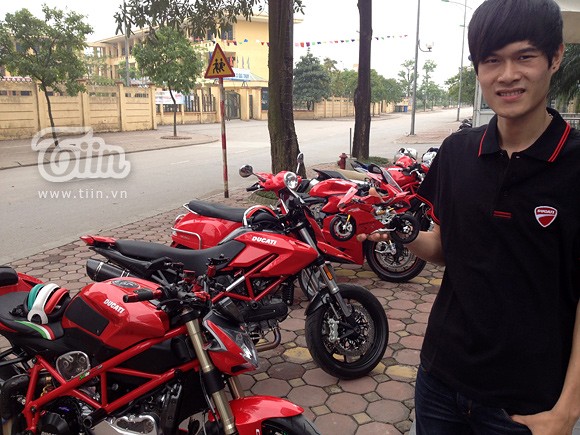 Nguyễn Long – chàng trai với BST siêu xe tự chế cực chất.