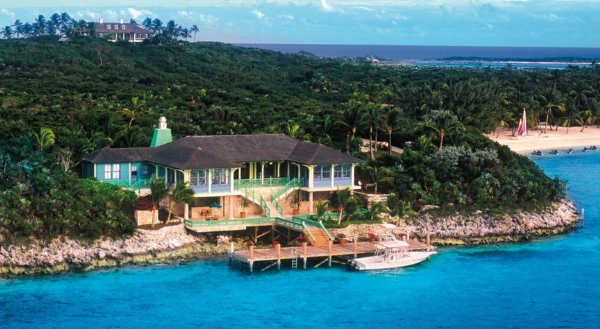 Musha Cay là một hòn đảo khá rộng lớn thuộc quyền sở hữu của ảo thuật gia David Copperfield nổi tiếng. Nơi đây tự hào với những dịch vụ nghỉ dưỡng đặc sắc mà không hòn đảo tư nhân nào có được.