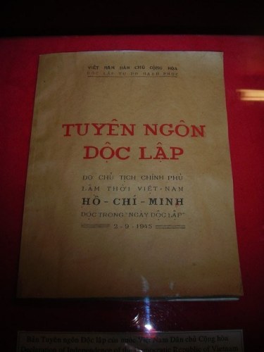 Bản 'Tuyên ngôn độc lập' được Hồ Chí Minh đọc trong ngày Quốc khánh của dân tộc.