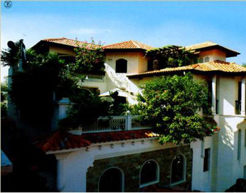 Trong số những biệt thự của sao Việt, Ngô Mỹ Uyên là một trong số những người sở hữu siêu biệt thự giỏi xa hoa nhất.