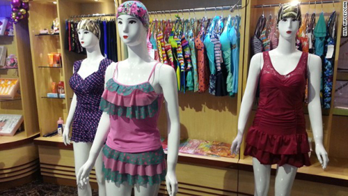 Mẫu áo tắm mới nhất dành cho nữ giới đang thịnh hành tại Triều Tiên.