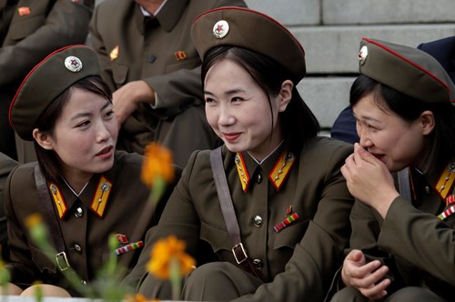 Nữ quân nhân Triều Tiên.
