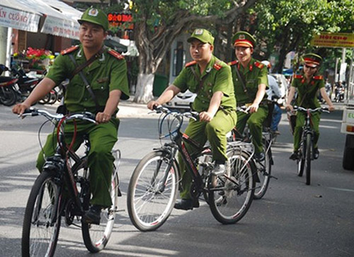 Khoảng 200 chiếc xe đạp được trang bị cho các cán bộ, chiến sĩ.