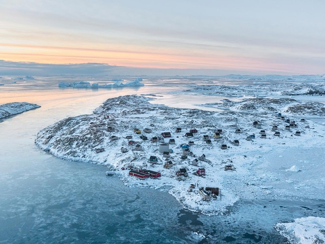 Bộ tộc thiểu số Inuit sống tại Greenland, nơi rau xanh là một điều tuyệt đối xa xỉ.