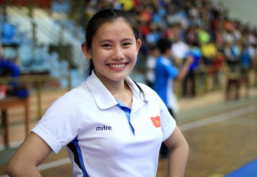 Mai Kim Thùy một trong những nữ võ sĩ quyền vovinam hàng đầu Việt Nam. Cô là nhà vô địch thế giới thế giới năm 2013 tổ chức tại Pháp. Tại SEA Games 27 trên đất Myanmar, Kim Thùy cũng giành được ba chiếc HC bạc.