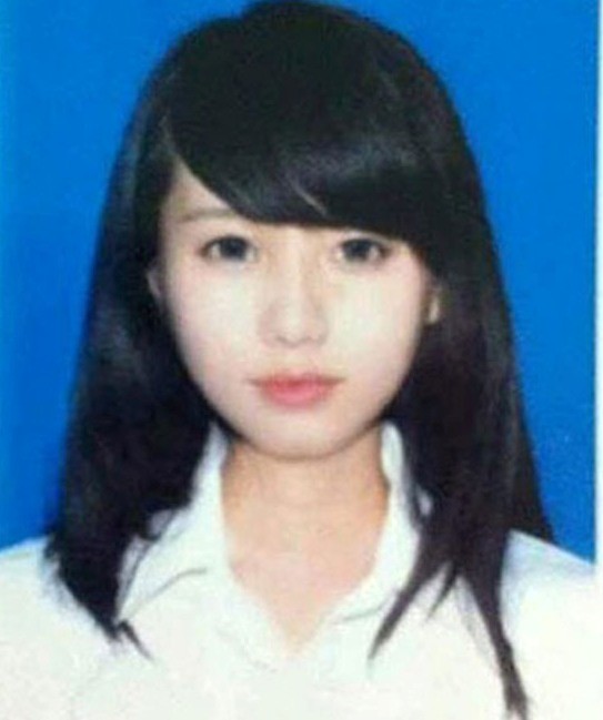 Vũ Ngọc Diễm (nickname Nabe Vu) là cô gái đầu tiên của trào lưu phát sốt vì ảnh thẻ quá xinh trong cộng đồng mạng vào giữa năm 2013.
