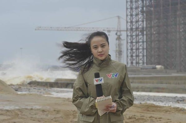 Cùng với Mai Ngọc, Ngọc Bích cũng là một trong những MC thời tiết xinh đẹp của đài VTV.