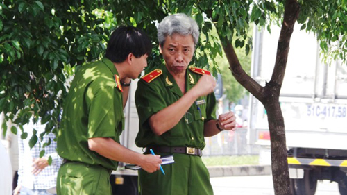 Phó Giám đốc Công an TP.HCM - Thiếu tướng Phan Anh Minh đã trực tiếp đến hiện trường để chỉ đạo công tác phá án.