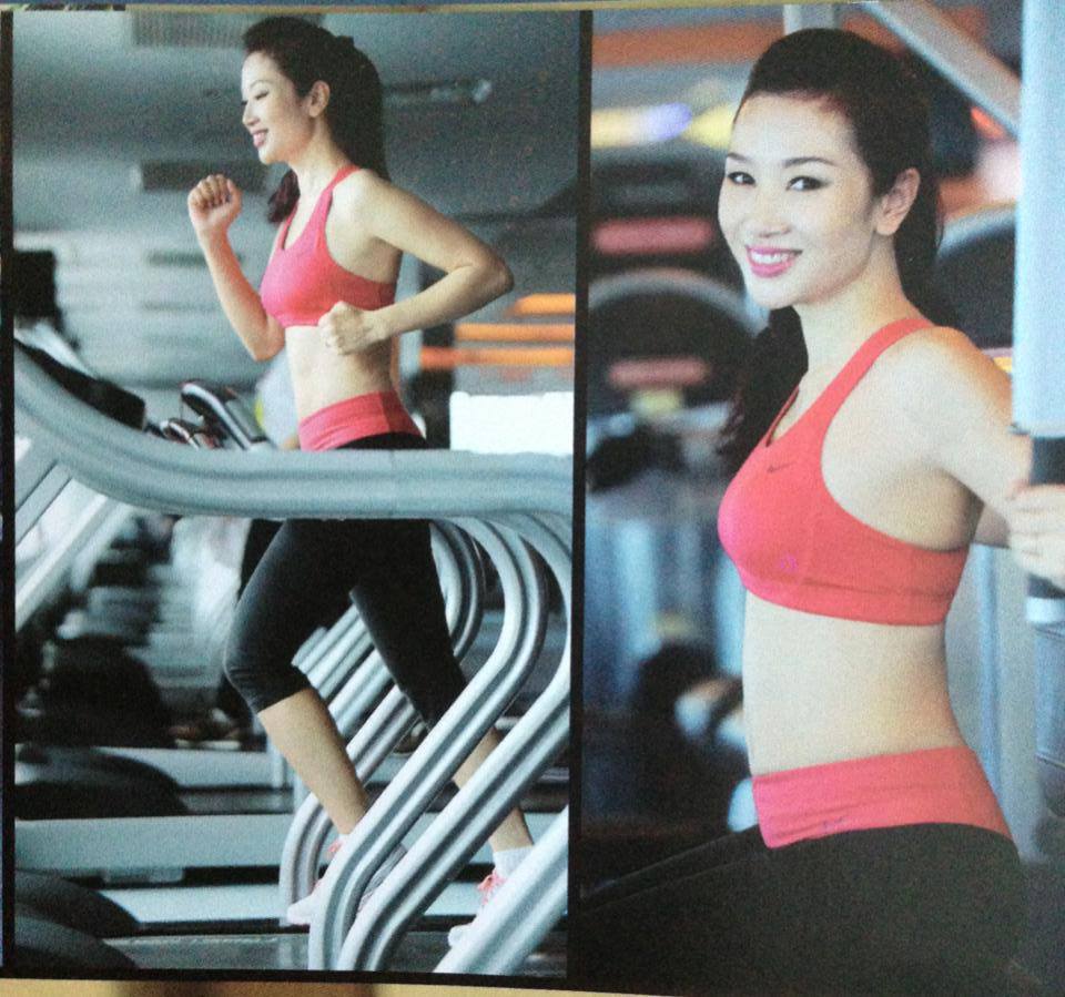 Quý bà Thu Hương khoe thân hình chuẩn bằng việc tập thể dục.