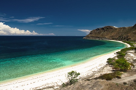 Đông Timor (78.000 du khách) là một trong những nước có những vườn thượng uyển dưới nước đẹp như tranh. Mặc dù vậy cũng chẳng có mấy du khách lạc bước đến bán đảo này.