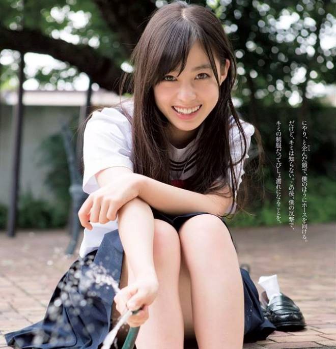 Theo đó, cô gái gây sốt này có tên Hashimoto Kanna (sinh năm 1999).