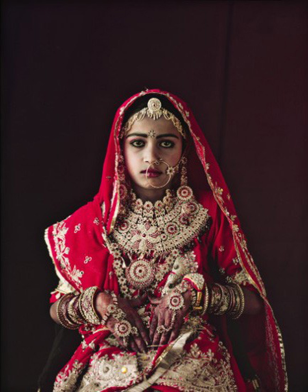 Một cô bé của tộc người Rabari ở Rajasthan, Ấn Độ.