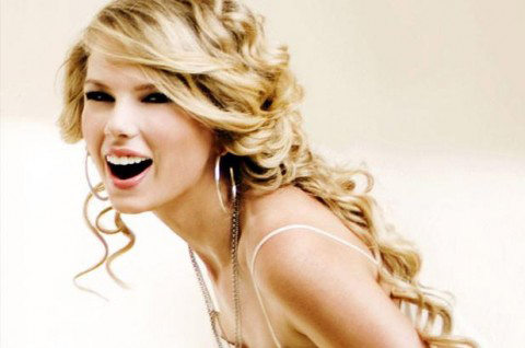 Kể từ khi bước chân vào làng âm nhạc, Taylor đã trở thành ngôi sao tỏa sáng rực rỡ nhất.