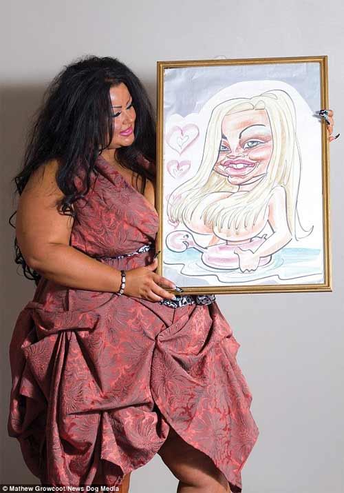 Cô Krystina Butel, 30 tuổi, đã chi tới 130 ngàn bảng Anh (hơn 4 tỉ đồng) để biến mình thành nhân vật trong bức ký họa.