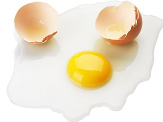 Lòng trắng trứng rất giàu các vitamin thiết yếu và khoáng chất, giúp cải thiện sức khỏe tổng thể của bạn.