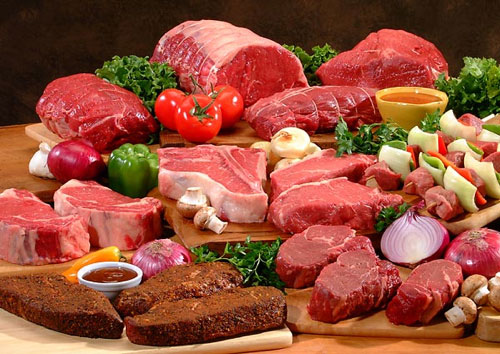 Bà bầu nên ăn các loại thịt, thịt nạc, vì trong thịt nạc có chứa rất nhiều chất sắt giúp hấp thụ dễ dàng.