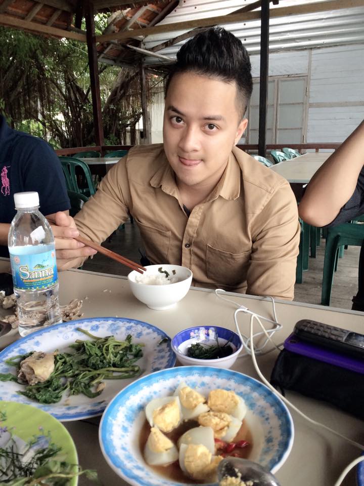 Cao Thái Sơn: 'Tôi là người Việt Nam. Vì thế, bạn đời của tôi cũng phải phải biết ăn mắm, rau muống luộc... với phong cách rất Việt Nam nhé'.