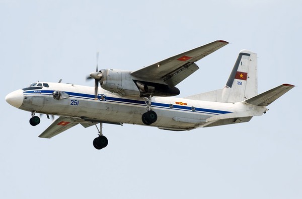 Máy bay vận tải An-26 chỉ có tải trọng tối đa 5,5 tấn.