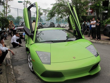 Lamborghini Murcielago LP640 xanh cốm độc nhất tại Việt Nam.