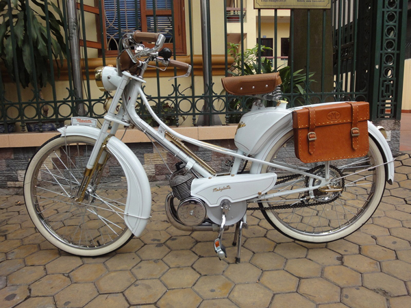 Có thời điểm, những chiếc xe đạp thế này có giá bằng cả gia tài người Việt.