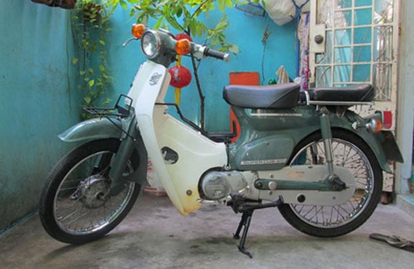 Super Cub được xem là một trong những huyền thoại của Honda nói riêng và lịch sử xe máy nói chung, nhờ vào lợi thế cực lớn về tính tiện dụng, bền bỉ và tiết kiệm xăng.