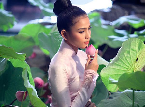 Trương Thị May nổi tiếng là một người đẹp ăn chay của showbiz Việt.