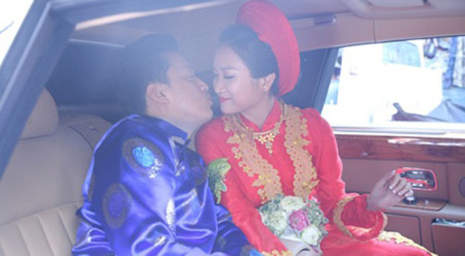 Sau bốn năm yêu nhau hạnh phúc, đám cưới của Lam Trường và Yến Phương đã diễn ra vào ngày hôm nay, 27/11 trong niềm hạnh phúc của mọi người.