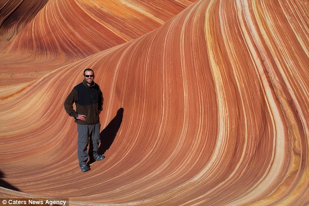 Nhiếp ảnh gia Justin Reznick, 36 tuổi, là người chụp những bức ảnh này trong chuyến thăm tới sa mạc Arizona.