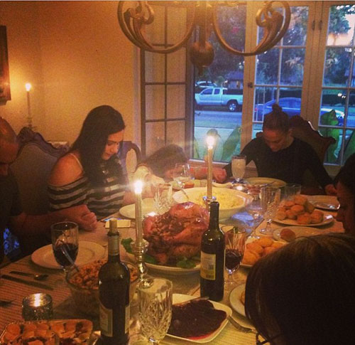 Bữa ăn ấm cúng trong gia đình ca sĩ Jennifer Lopez.