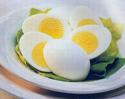 Một quả trứng có thể chứa đến 9 acid amin cần thiết và hàm lượng protein có trong mỗi quả trứng là 6mg.