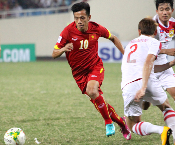 Chiến thắng 3-1 của tuyển Việt Nam với Philippines trên sân Mỹ Đình tối 28/11 khiến người hâm mộ nức lòng.