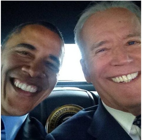 Bức hình tự sướng cùng với Tổng thống Obama được phó Tổng thống Joe Biden đăng tải lên tài khoản Instagram đã nhận được hơn 63.000 bình luận.