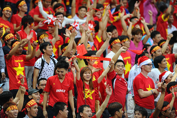 Trận bán kết lượt đi AFF Cup giữa đội tuyển Malaysia và Việt Nam diễn ra trong sự mong chờ, háo hức của các CĐV.