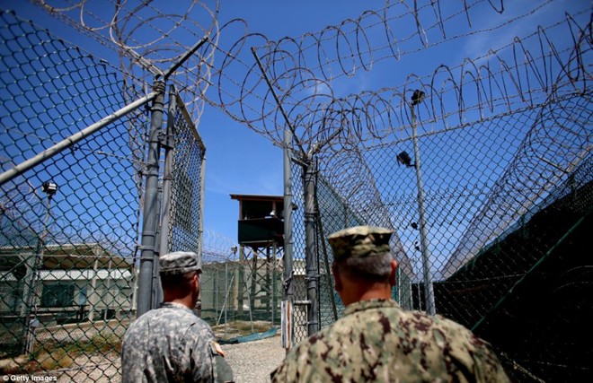 Nhà tù vịnh Guantanamo, Cuba của Mỹ - nơi giam giữ những tên khủng bố khét tiếng nguy hiểm.