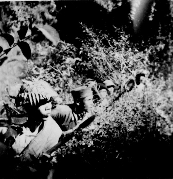 Phục kích đánh quân tiếp viện của địch trong chiến dịch Biên giới năm 1950.