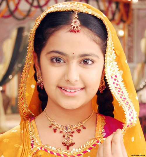 Avika Gor nổi tiếng từ rất sớm khi cô tham gia bộ phim 'Cô dâu 8 tuổi' năm 2007, lúc cô mới 10 tuổi.