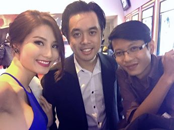Diễm My và nhạc sĩ Dương Khắc Linh trong buổi ra mắt phim Tốc độ và đường cong ở Hà Nội.