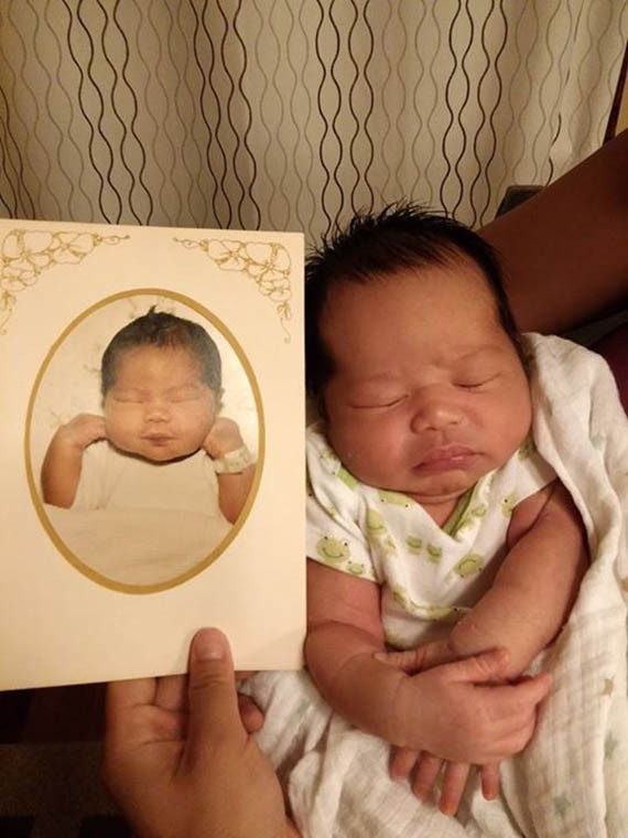 Bức ảnh sơ sinh của mẹ (ảnh bé) và ảnh chụp lúc 10 ngày tuổi của con.